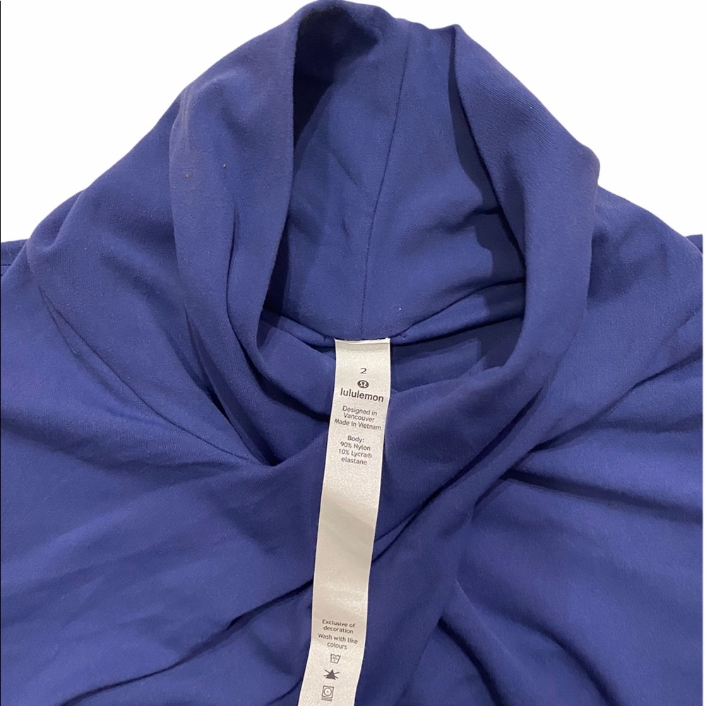 Lululemon Cross Turtle Neck - Picture 3 of 3